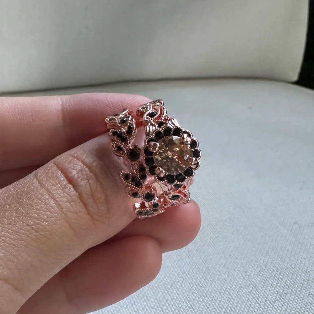 🤍 NEW Exclusive Rose Gold Double Ring with Black & Rose Sapphires
